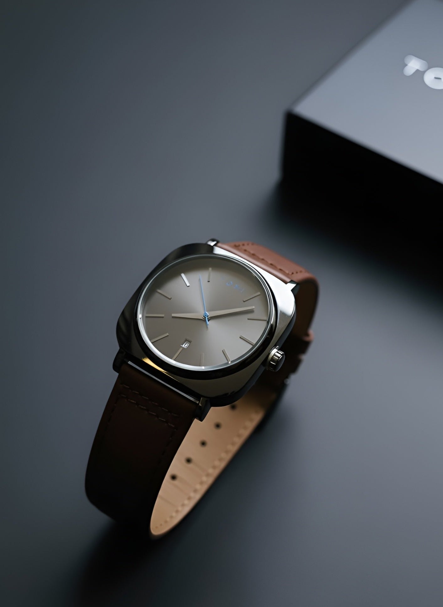 TOMI Classic Men’s Watch – Brown Leather Strap