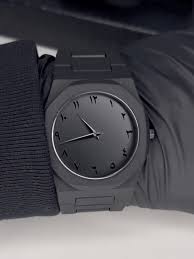 Black Aura – Minimalist Luxury Men’s Watch